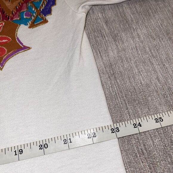 Vtg 90s Native American KWBL T-Shirt L RARE Tassel Tee - Picture 7 of 8